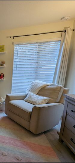Reclining sofa