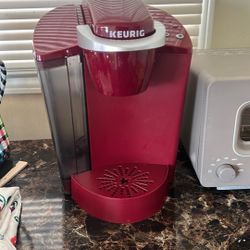 KEURIG Coffe Maker