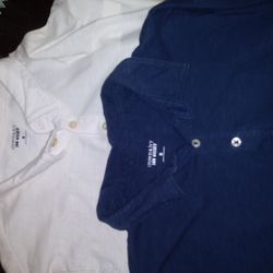 Men's Size Medium Crown And Ivey Sun Washed Shirts. White And Navy. Good Condition. 4.00/each or Both for 7.00.