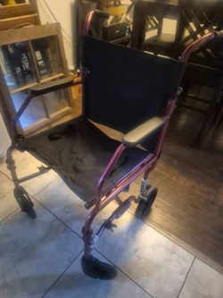 Callapsable wheel chair