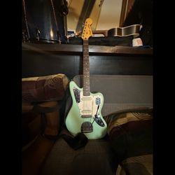 Squier Jaguar 