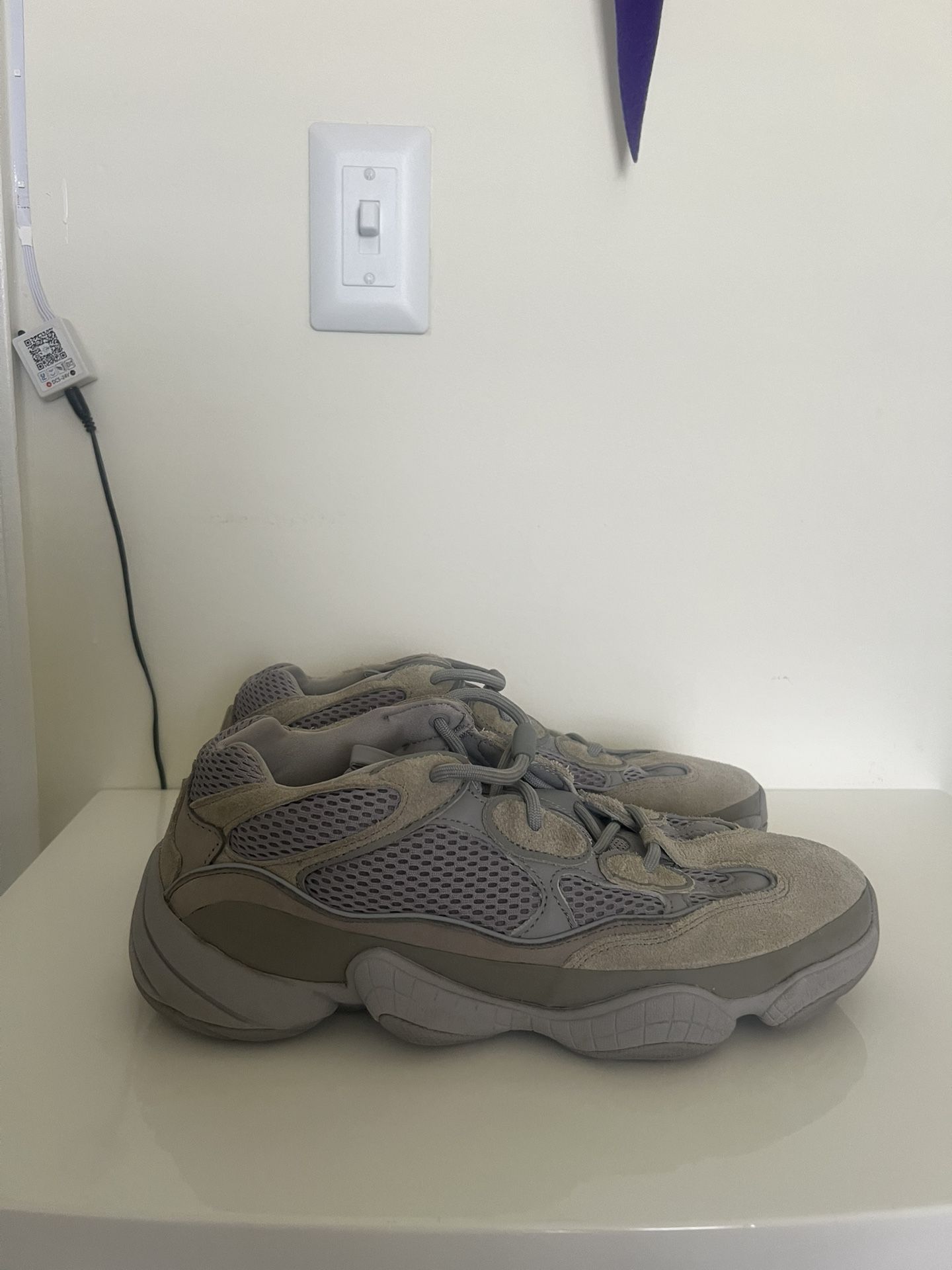 Yeezy 500- Stone Salt