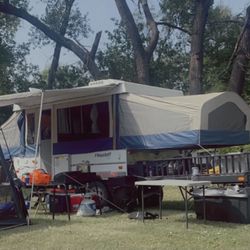 2010 Flagstaff  Mac popup camper