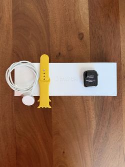 Apple Watch STAINLESS STEEL Series 9 - 41 mm