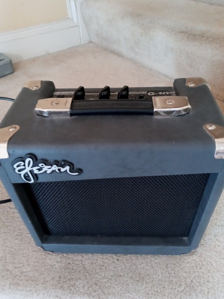 Esteban Guitar Amplifier Practice G-10. 12W