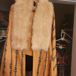 NWT Laundry  Fur Shawl By Shelli Segal 
