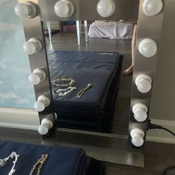 Vanity Mirror With Lights