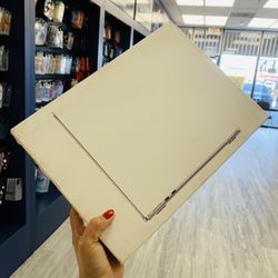 13 Inch MacBook Air With Apple M3 Chip 256gb 8gb Ram 