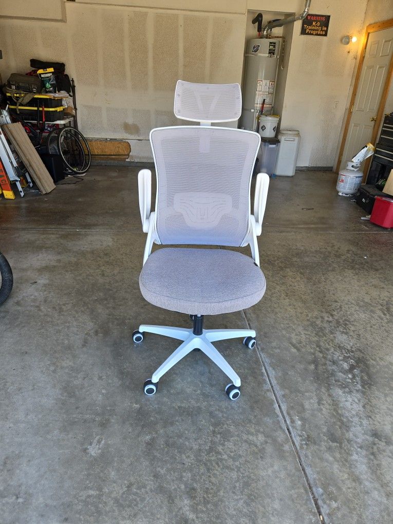 White Computer Chair