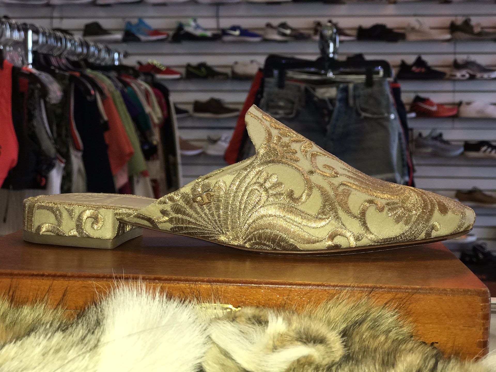 TORY BURCH   & Accessories