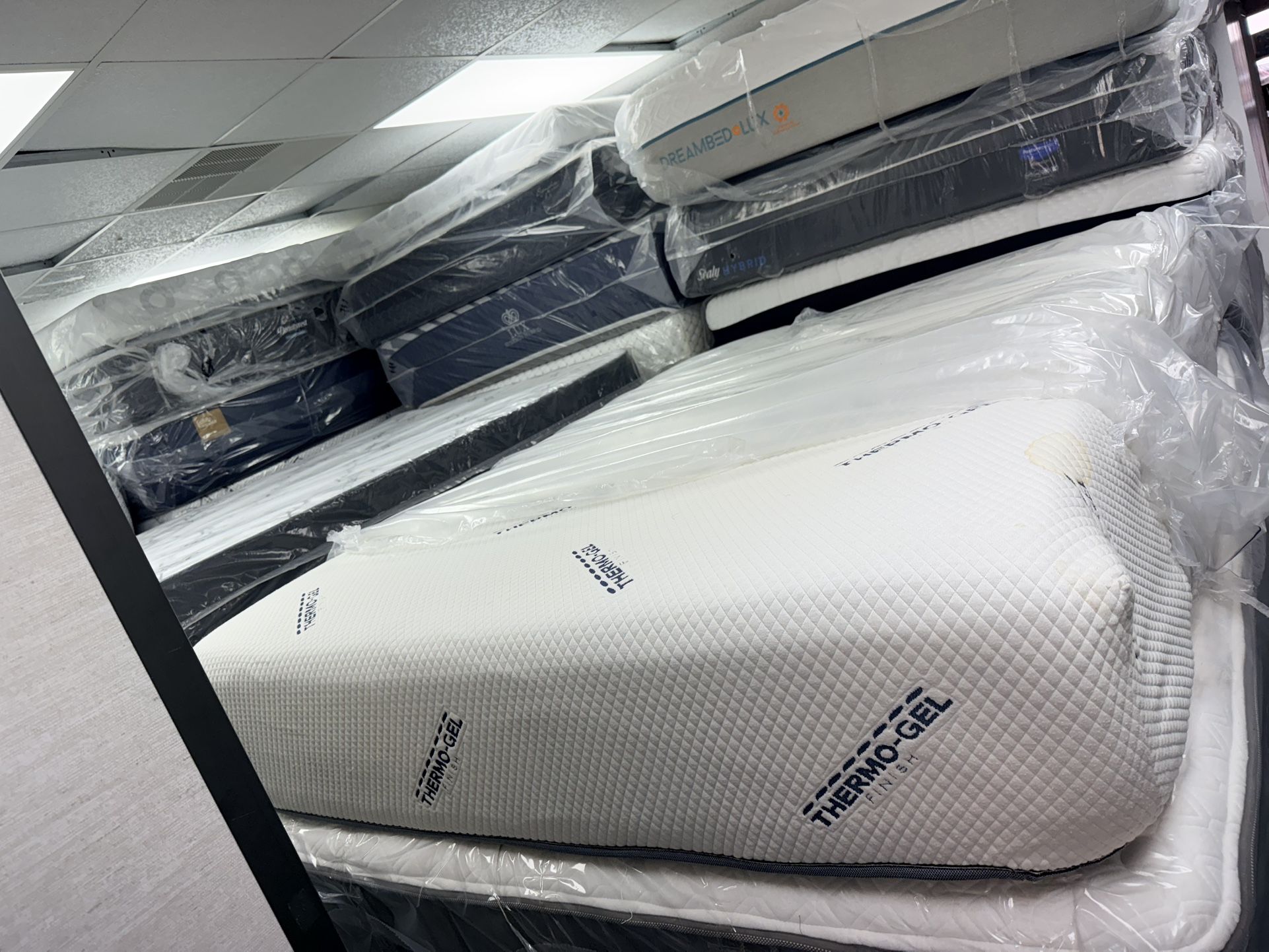 Queen Memory Foam Mattress Set