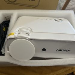 AGREAGO Video Projector with screen projector Wifi Bluetooth 4K 1080P - GC777