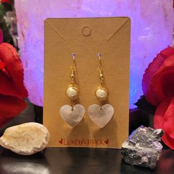 Valentines Earrings Pearl & Mother Shell 💝
