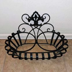 BLACK METAL VICTORIAN FLUER DE LIS PET DOG CAT BOWL HOLDER 