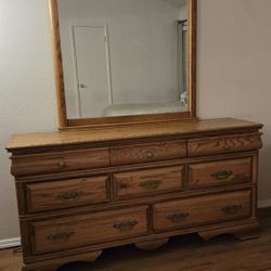 4 Pc Bedroom Furniture- 0ak