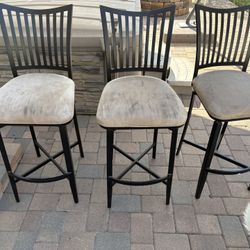 Metal Swivel Bar Stools 30” Bar Height With Footrest