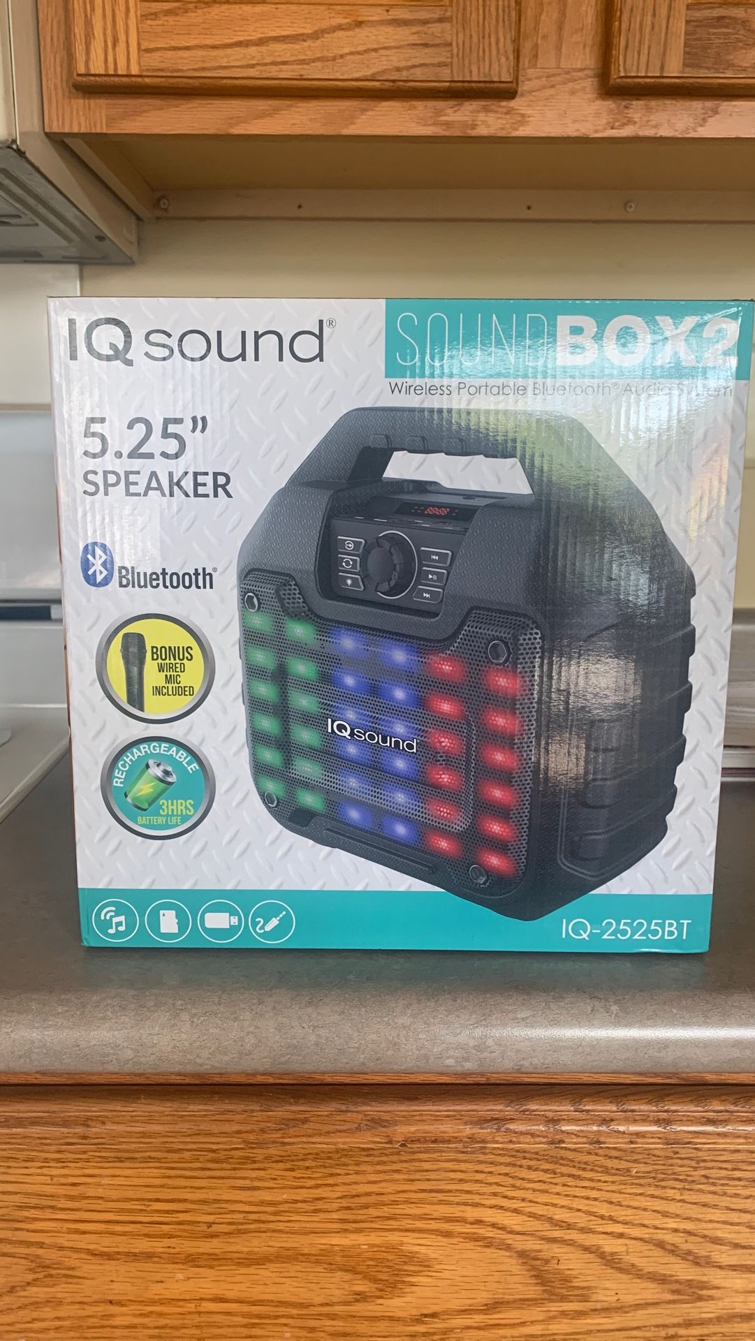 IQ Sound Wireless Portable Bluetooth Audio System 5.25 Speaker