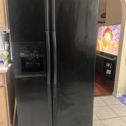 Side-By-Side Refrigerators