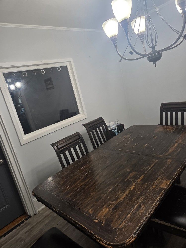 Dinner Table