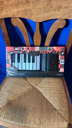Fao Schwartz Roll Up Electronic 37 Key Piano Digital Keyboard 
