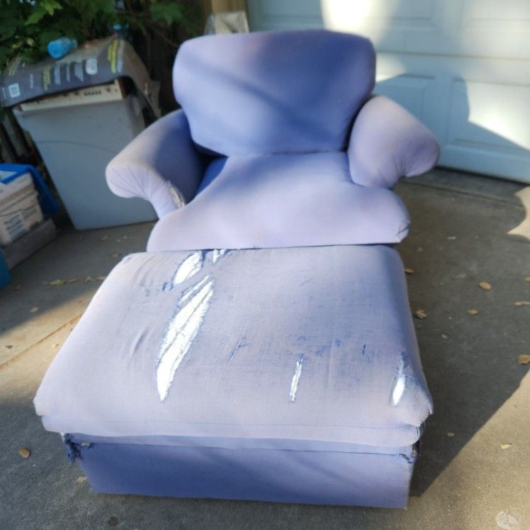 Free Chair And Ottoman