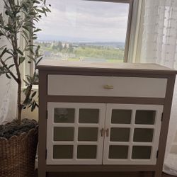 Dresser / Nightstand 