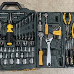 Mastergrip Tool Set in Multiple Cases 