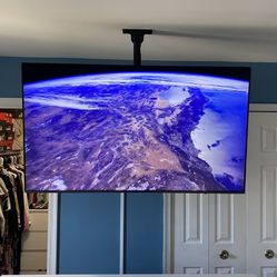 Samsung 55-inch 4K UHD Smart TV