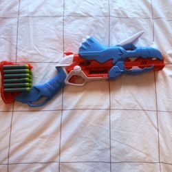 Nerf Dinosquad tricerablast gun