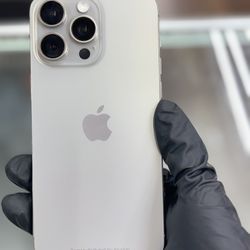 iPhone 15 Pro Max 256GB Unlocked 