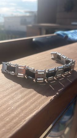 Stainless steel bracelet