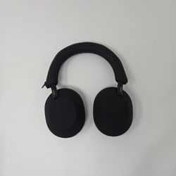 Sony XM5 Headphones