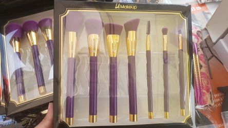 7pcs makeup brush set. purple color LA Makeup