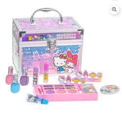 Hello Kitty Makeup Set