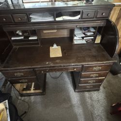 Antique Roll top Desk With Working Antique Light!