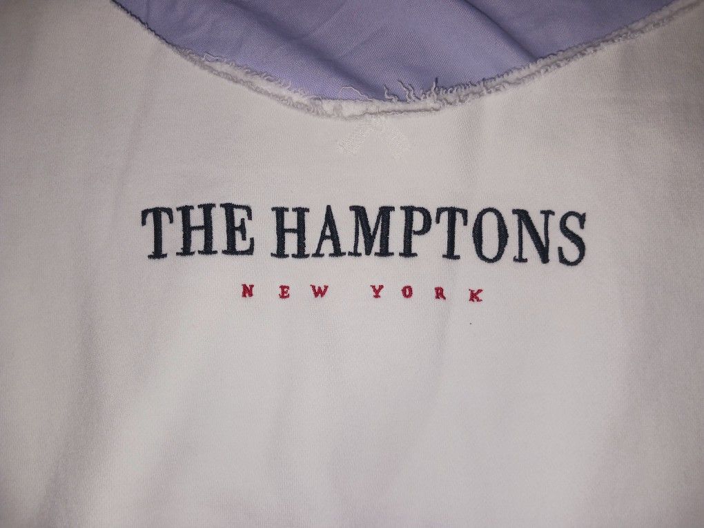 THE HAMPTONS Sweatshirt