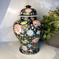 Exquisite Hand-Painted Large Floral Ginger Jar with Lid - Black Cloisonné Style Porcelain Vase