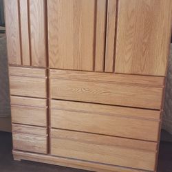 Solid Oak Dresser/storage Cabinet 