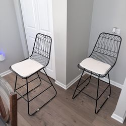 Black Frame Counter Height Stools