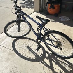 Huffy Bike All Terrain 26” Blue