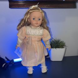 Madame Alexander Doll Dear America Margaret Ann Brady Voyage of the Titanic READ