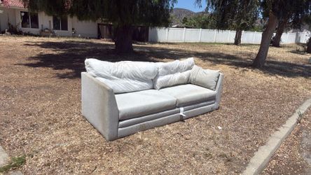 Couch free
