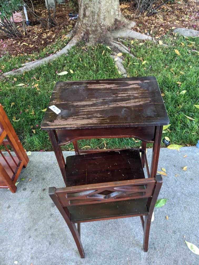 Child Desk
