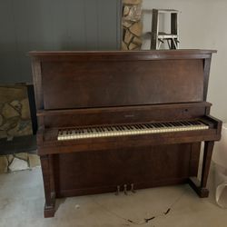 Vintage Krakauer Piano 