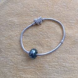 SMALL ,MED Pandora bracelet 