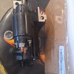 Chevrolet  V-8 Mini Starter 168 Flexplate.  Replacement  For Large Starter.  Used Only To Test Start Engine  Near New 