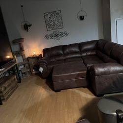 Sectional Sofa With Ottoman