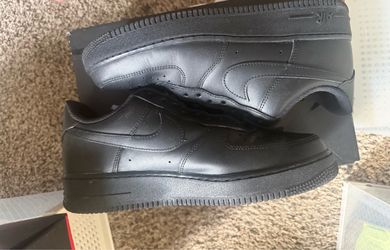Black air forces size 10 mens $50