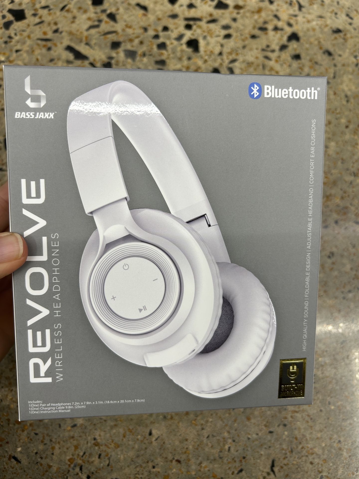 NWT Bluetooth Wireless headphones