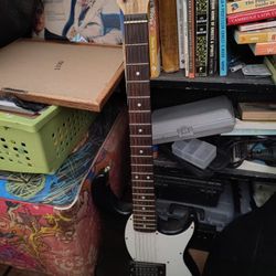 Peavey Rockmaster Electric Guitar